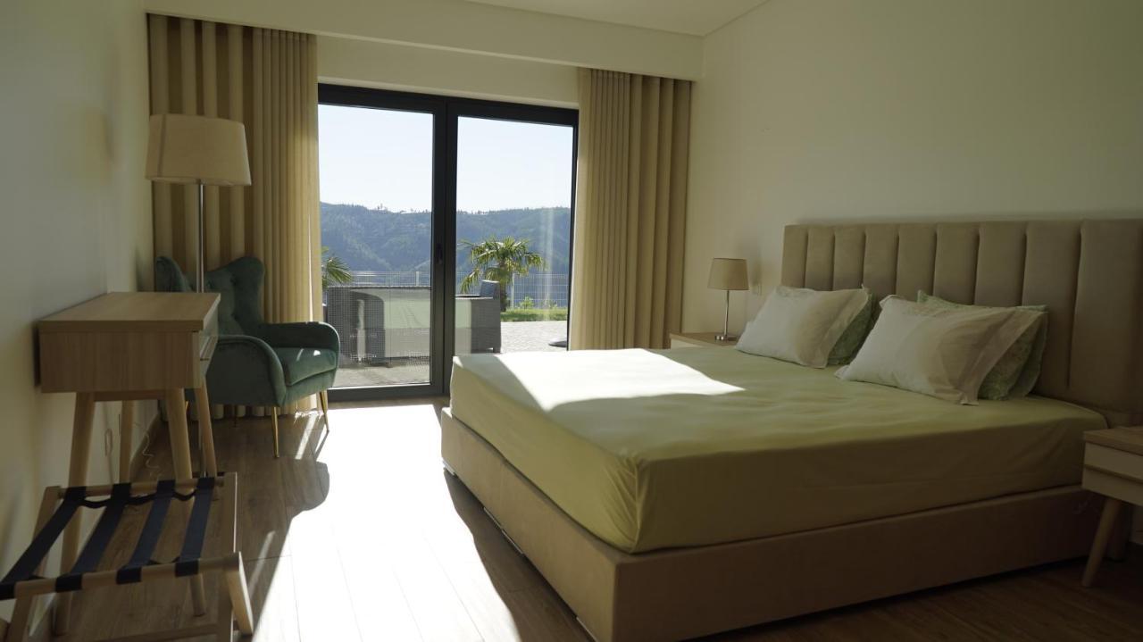 Lago Azul Villas Ferreira do Zêzere Extérieur photo