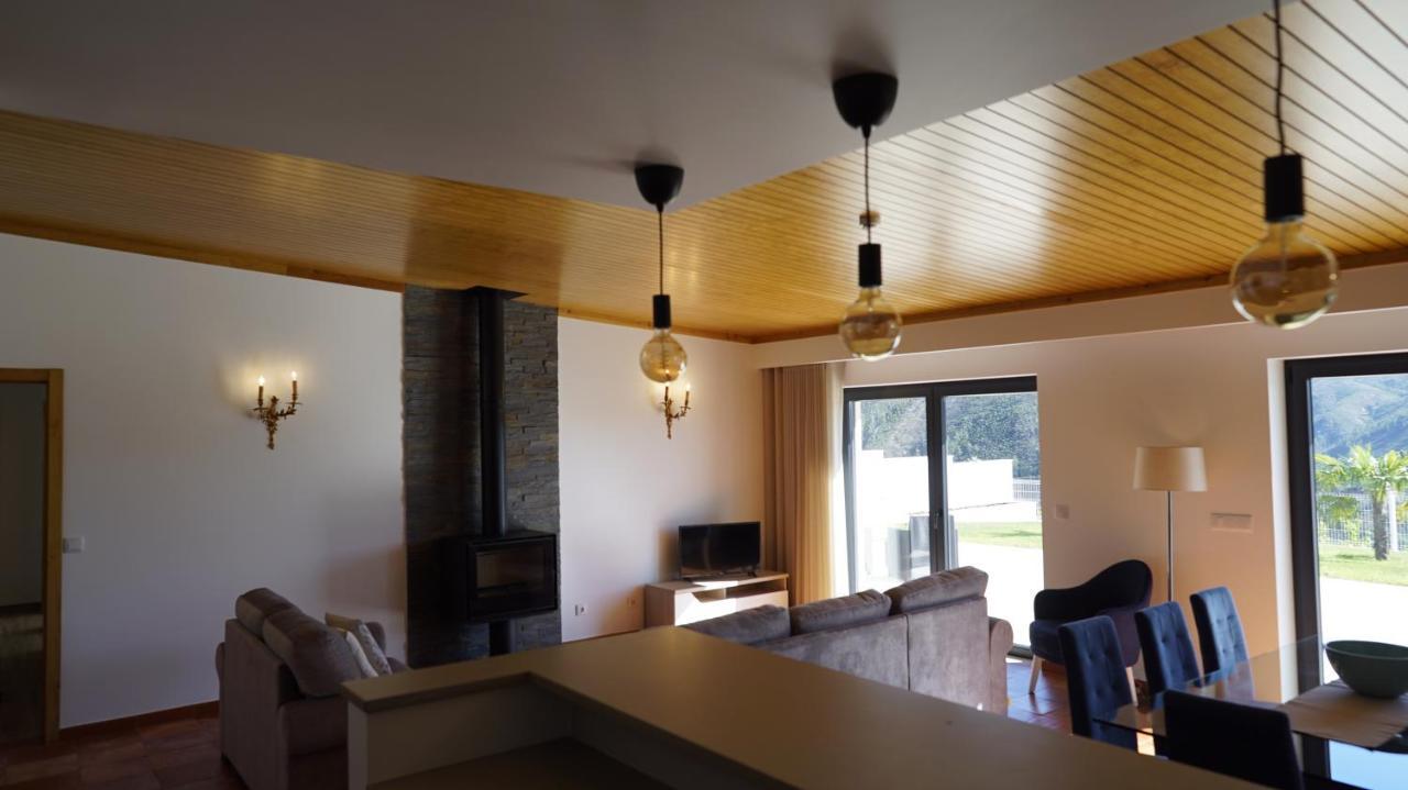 Lago Azul Villas Ferreira do Zêzere Extérieur photo