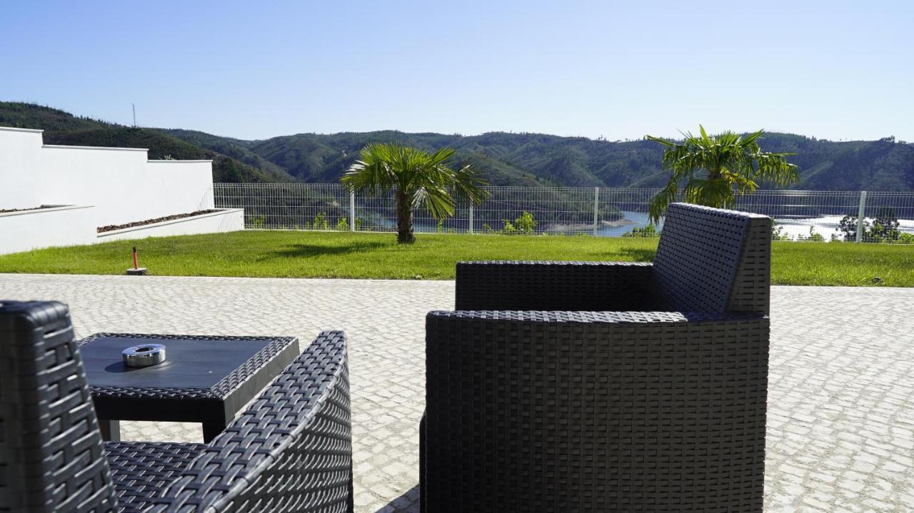 Lago Azul Villas Ferreira do Zêzere Extérieur photo