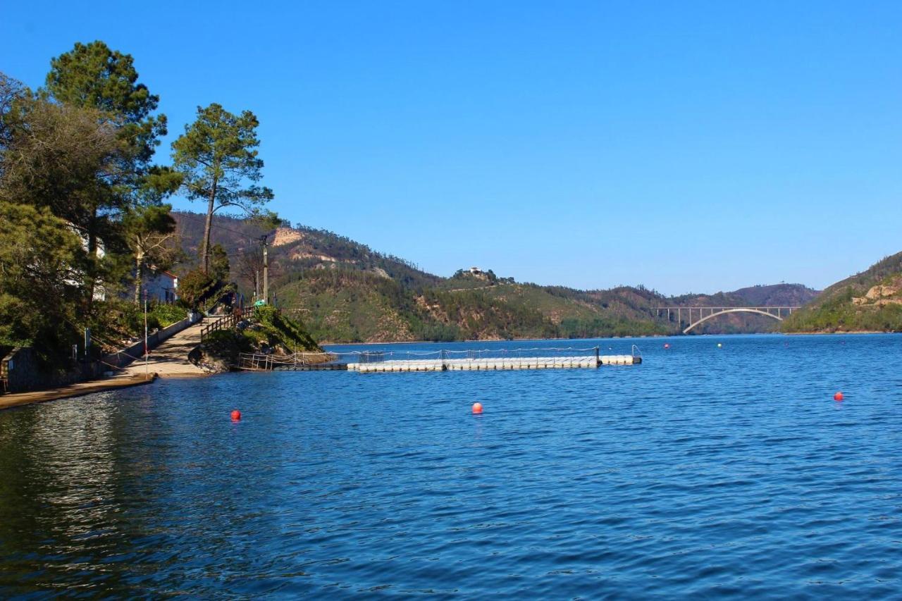 Lago Azul Villas Ferreira do Zêzere Extérieur photo
